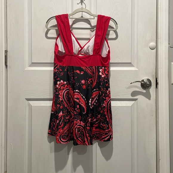 NWOT women’s tankini set size Large with boy shorts bottoms. - Picture 2 of 3